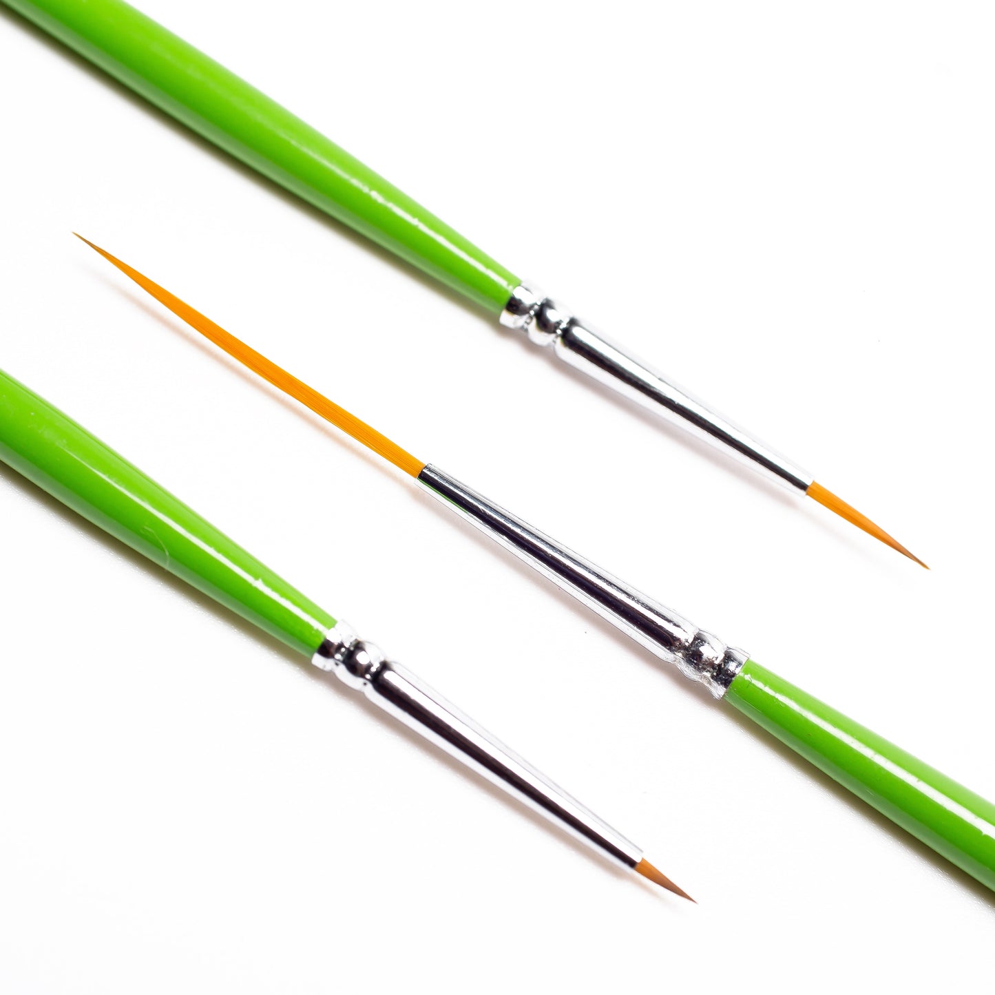 DETAIL TRIO
